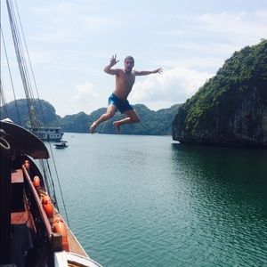 Meet your Posher, Dominic